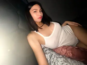 Livejasmin Adult Video Chat of YlianaGivenchy