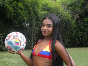 Myfreecams Live Sex of Mia_fernand