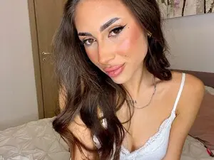 Myfreecams Live Sex Cam of SofiyaXxx