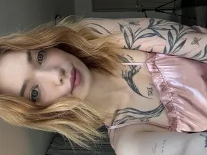Myfreecams Free Porn Cam of LinaaVelle