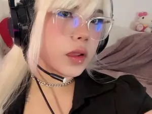 Myfreecams Watch Live Sex Cams of NinnaNoir