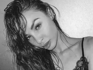 Myfreecams Sex Chat of Kirsten_D
