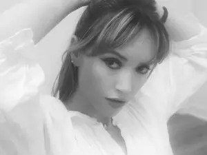 Myfreecams Live Sex Cam of colette