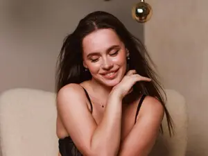 Myfreecams Private Sex Chat of Emili_Molly