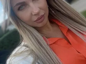 Myfreecams Live Sex Cam of AmandaSexyLAX