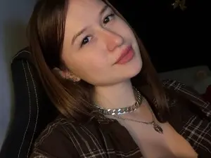 Myfreecams Nude Webcam of B3lla19