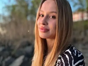 Myfreecams Best live sex cam show of Alice_Maryt
