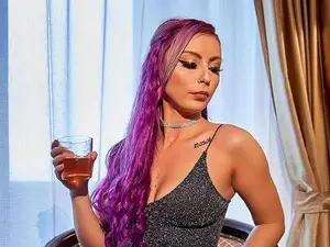 Myfreecams Live Sex of NicoleJonnes