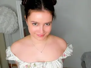 Myfreecams Free Porn Cam of rizz_caprice