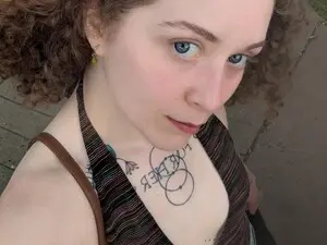 Myfreecams Free Porn Cam of peachyqueen_