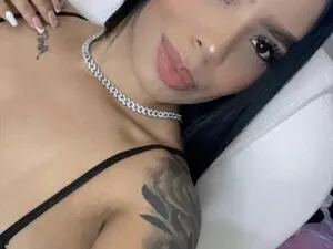 Myfreecams Adult Webcam of Ivanna_Adams