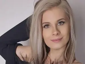 Myfreecams Adult Webcam of KristineLips