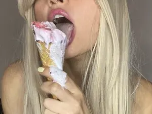 Myfreecams Adult Video Chat of MoonLush