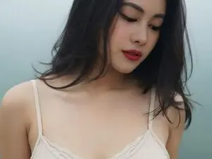 Myfreecams Live Sex Cam of ShaiCranBerry