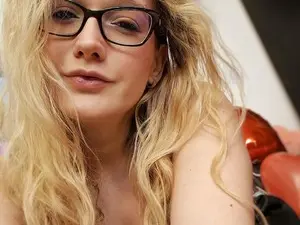 Myfreecams Live Porn of MonicMoon18