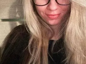 Myfreecams Sex Chat of Lina_Buzz