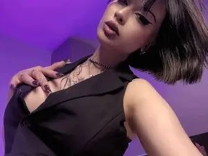 Myfreecams Adult Video Chat of LunaGothGirl