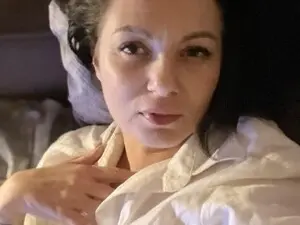 Myfreecams Free Porn Cam of RialeRoses