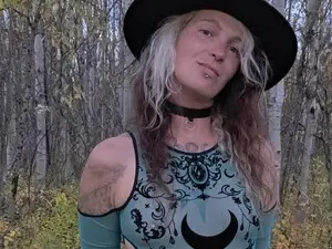 Myfreecams Nude Webcam of oddywithabody