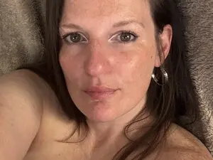 Myfreecams Live Porn of KellyCarolina
