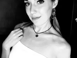 Myfreecams Adult Webcams of Nikisport1