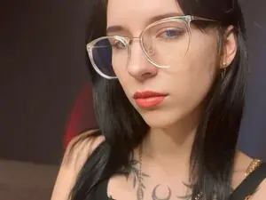 Myfreecams Free Live Porn of KarolinaBlack
