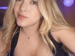 Myfreecams Live Sex Cam of Ms_Brenda