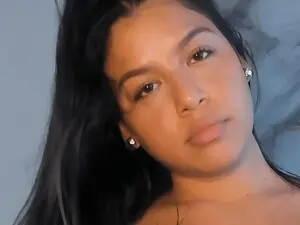 Myfreecams Live Sex of Clara4w