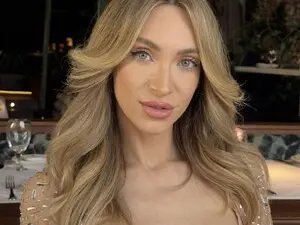 Myfreecams Nude Webcam of AvaLeBlanc