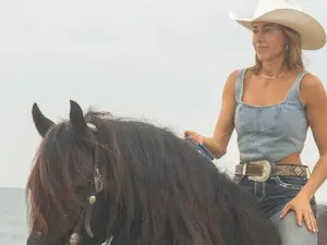 Myfreecams Live Porn of CowgirlCrush