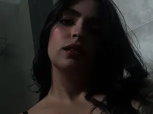 Myfreecams Watch Live Sex Cams of Sara_Turner