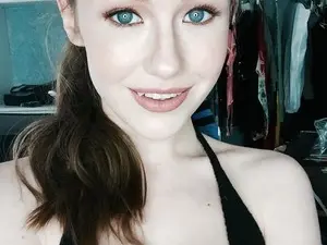 Myfreecams Watch Live Sex Cams of EmilyBloom