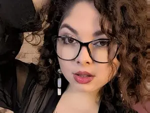 Myfreecams Best live sex cam show of KairaFantasy