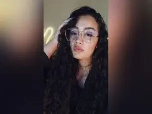 Myfreecams Adult Webcam of Hi_curly
