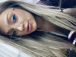 Myfreecams Sex Chat of WetSelf