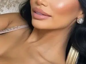 Myfreecams Live Sex Cam of DeniseTaylor