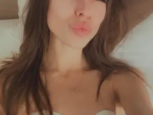 Myfreecams Watch Live Sex Cams of laurensaenz