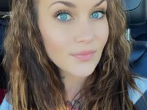 Myfreecams Live Sex Cam of Britniereyn