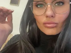Myfreecams Live Sex of SashaSky
