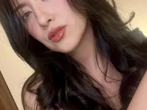 Myfreecams Live Sex Cam of Caroline_