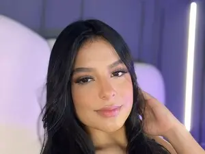 Myfreecams Free Porn Cam of BrunaMonroe