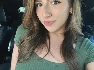 Myfreecams Live Sex Cam of Kaitlyn_
