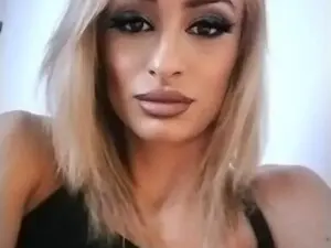 Myfreecams Live Sex Cam of MissVeloura