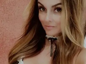 Myfreecams Watch Live Sex Cams of Kitty_Hawkins