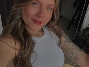 Myfreecams Best live sex cam show of Charlotte813
