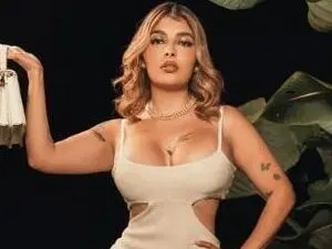 Myfreecams Free Live Porn of LisaMonroe1