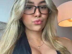 Myfreecams Best live sex cam show of Misslatin
