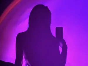 Myfreecams Adult Webcams of Adri_sweetie
