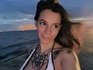Myfreecams Watch Live Sex Cams of Nyx_97