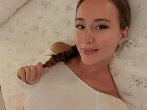 Myfreecams Free Porn Cam of Sweet_TIFF
